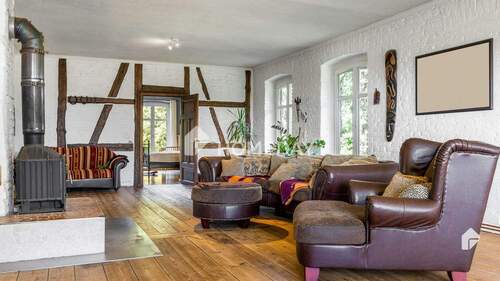 1. OG Wohnzimmer 3 - 