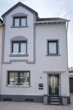 Straßenansicht - 6 Zimmer Einfamilienhaus zum Kaufen in Eschweiler