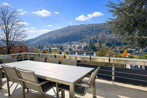 Terrasse mit Blick EG - 