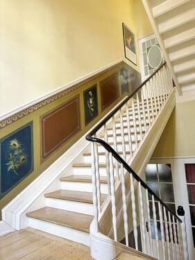 gepflegter Hausflur - 