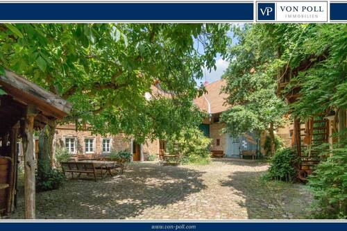 gemütlicher Innenhof - Sanierter und denkmalgeschützter 3-Seitenhof im Herzen von Rheinhessen!