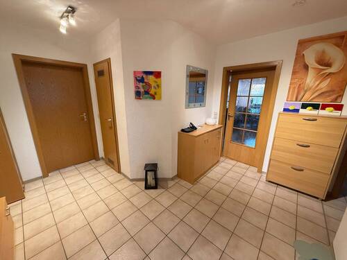Diele - 3 Zimmer Etagenwohnung zum Kaufen in Isny
