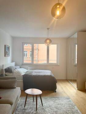 Schlafbereich.jpeg - Johannis ! Moderne, helle u. voll möblierte 1-ZW mit 27 m², Einbauküche,1.OG mit Aufzug