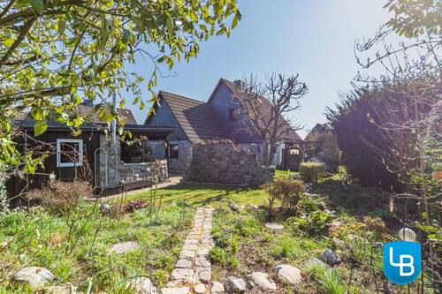Weitläufiger Garten - Ein Zuhause mit Stil, Charme und Wohlfühlfaktor - perfekt für die ganze Familie!