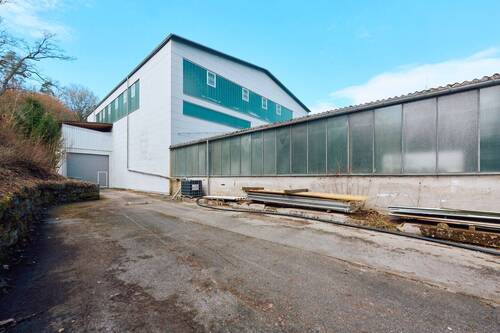 Gebäude 4, Objektansicht mit Gebäude 3 im Vordergrund - 