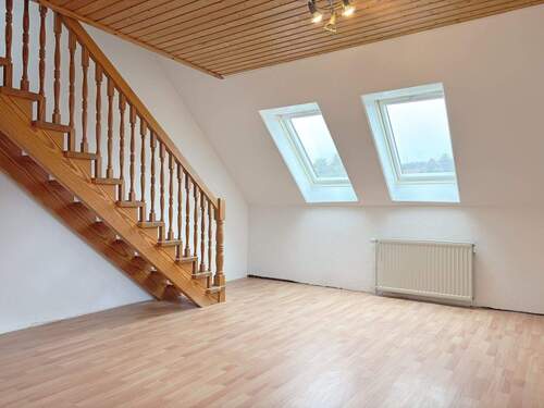 Büro - Mehrfamilienhaus, Wohnhaus mit 433,10 m² in Apelern zum Kaufen