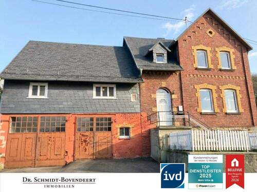 Bild 1 - Westerwälder Geschichte mit Gesicht: Ihr neues Zuhause mit besonderer Fassade in 57647 Nistertal