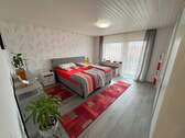 Schlafzimmer - Mehrfamilienhaus, Wohnhaus mit 113,00 m² in Steinheim zum Kaufen