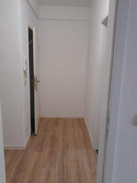 Flur - Terrassenwohnung mit 48,00 m² in Plauen zur Miete