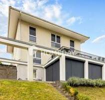 Exklusives Einfamilienhaus in ruhiger Lage mit tollem Ausblick - Stilvoll, modern und bezugsfertig - Glashütten Oberems