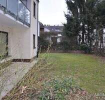 Wohnung im Erdgeschoss, direkter Zugang zur Garage - Nürnberg Erlenstegen