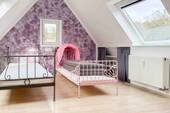 Kinderzimmer - Etagenwohnung mit 107,20 m&sup2; in Bubenreuth zum Kaufen