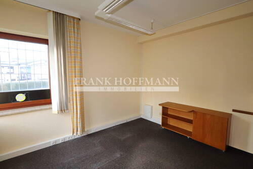 M2374 Büro 2 - 