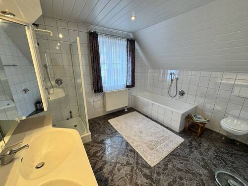 Bad/DU/WC - 