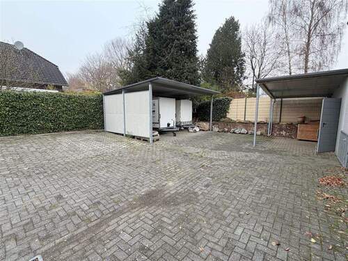 Innenhof mit Carport - Einfamilienhaus mit 210,00 m² in Nordhorn zum Kaufen