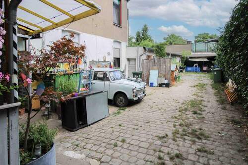 Hof_vorne - Gewerbeobjekt (Büro, Produktion, Verkauf) in Oberhausen zum Kaufen