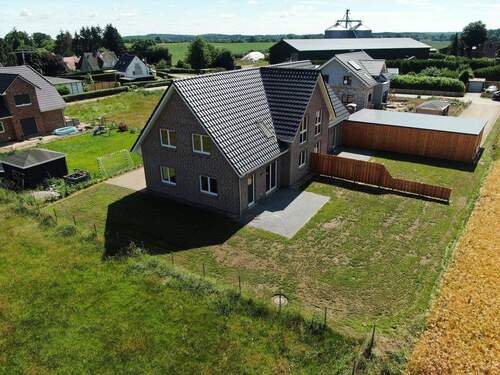 Bild 2 - 4 Zimmer Doppelhaushälfte zur Miete in Hollenbek