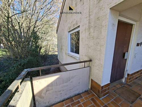 Eingang - Einfamilienhaus mit 130,00 m&sup2; in Böblingen zum Kaufen
