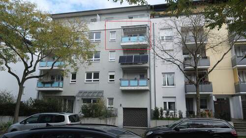 Hausansicht - Helle 2 Zimmer Wohnung 59 qm mit Südbalkon, Rieselfeld, TG extra