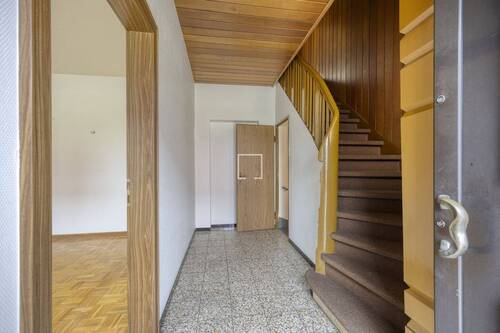 Diele EG - Reihenmittelhaus mit 131,60 m&sup2; in Aachen zum Kaufen