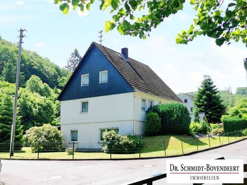 Bild 1 - Wohnen in ruhiger Lage! Ihr neues Zuhause mit Garten und Garage in 57520 Schutzbach!