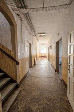 Flur - Mehrfamilienhaus, Wohnhaus mit 510,00 m&sup2; in Emden zum Kaufen