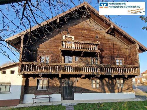 Frontansicht Haus - Schmuckstück in Niederalteich - uriges Bauernhaus mit Wohnung und ausbaufähigem Speicher