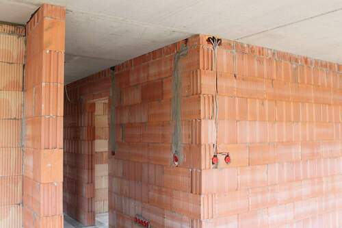 vorinstallierte E-Installation 2 - 
