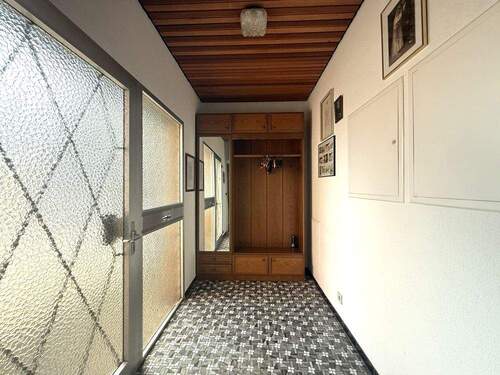 Eingangsbereich EG - 8 Zimmer Einfamilienhaus zum Kaufen in Handorf