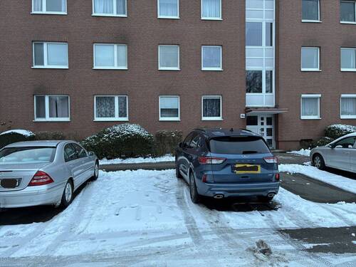 Außenansicht - 4 Zimmer Etagenwohnung zur Miete in Reinbek