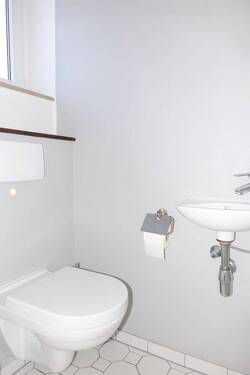 17-WC - 