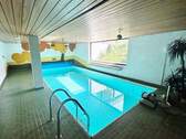 Schwimmbad KG - 