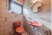 Gäste-WC, ERdgeschoss - 