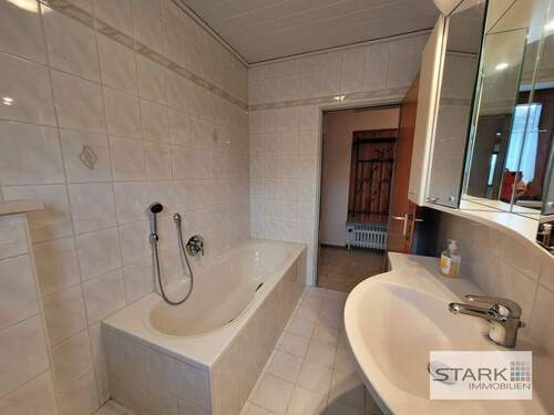 EG Badezimmer (1).jpg - 