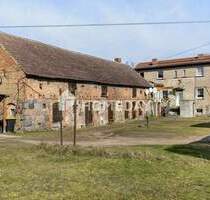 Wohnen & Gestalten: MFH mit 5 WE, großzügigem Grundstück, Garagen, Scheunen, Gartenhaus & viel mehr - Zehdenick Klein-Mutz