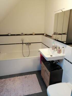 1.OG rechts - Tageslichtbad DG - 