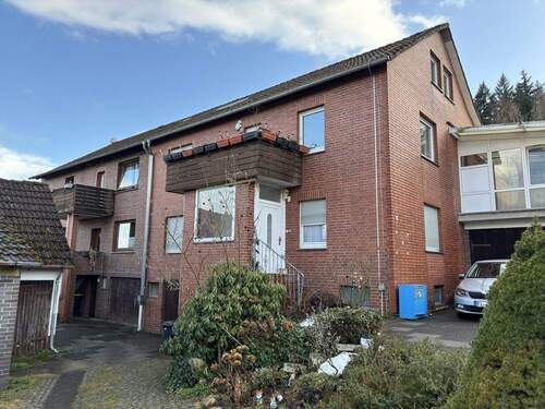 3196 Außen - 1 Zimmer Doppelhaushälfte in Beckedorf