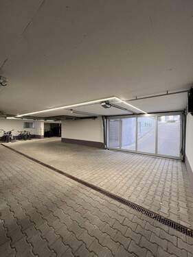 Einfahrt Tiefgarage - 