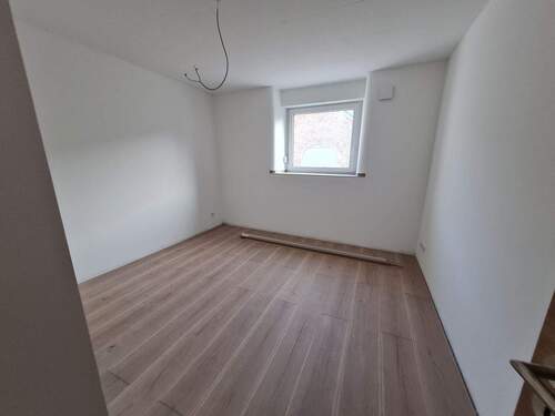 Büro - Bild 1.jpg - 