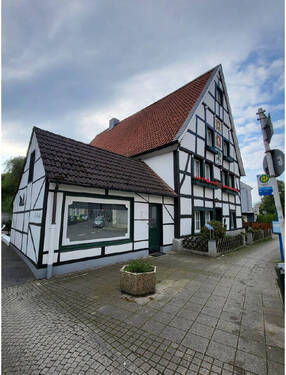 Außenansicht - 2 Zimmer Mehrfamilienhaus, Wohnhaus zum Kaufen in Wuppertal