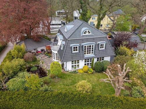 Luftaufnahme - Bremerhaven - Leherheide Hochwertig modernisiertes Zuhause mit Charakter - wohnen auf drei Ebenen
