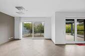 Heller, offener Wohnbereich - 