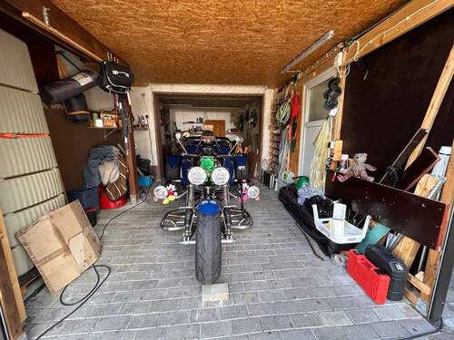 Garage - 