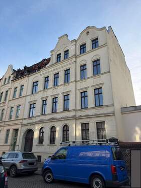 Sanierte Altbauwohnung - 