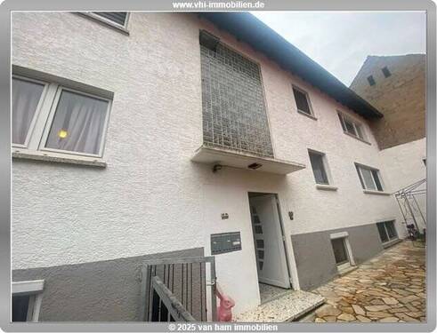 Mehrfamilienhaus Eingang - +++ZDF- nah, großzügiges Wohnhaus in Essenheim+++