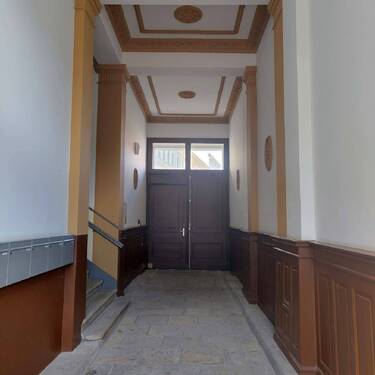 Hauseinfahrt 02 - Mehrfamilienhaus, Wohnhaus mit 547,00 m² in Görlitz zum Kaufen