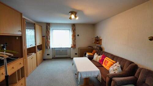Zimmer 2 - 