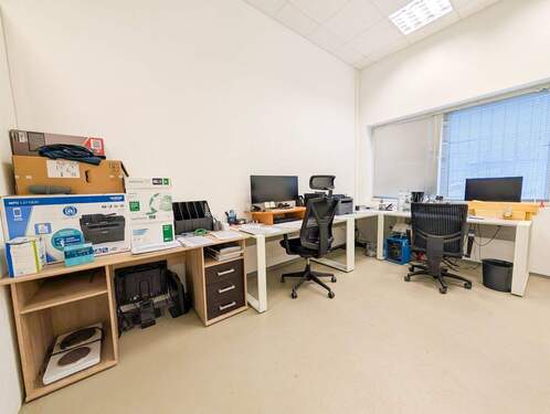 Büroräume - Halle in Brehna