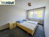  Schlafzimmer Wohnung EG - 