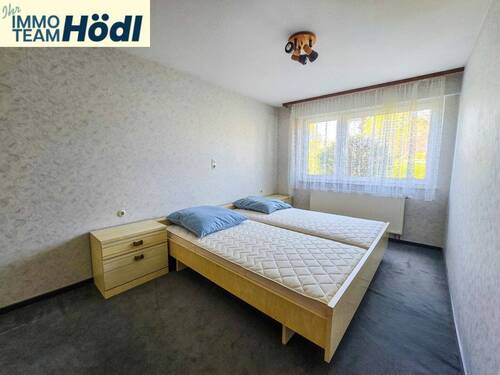  Schlafzimmer Wohnung EG - 